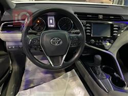 تۆیۆتا کامری